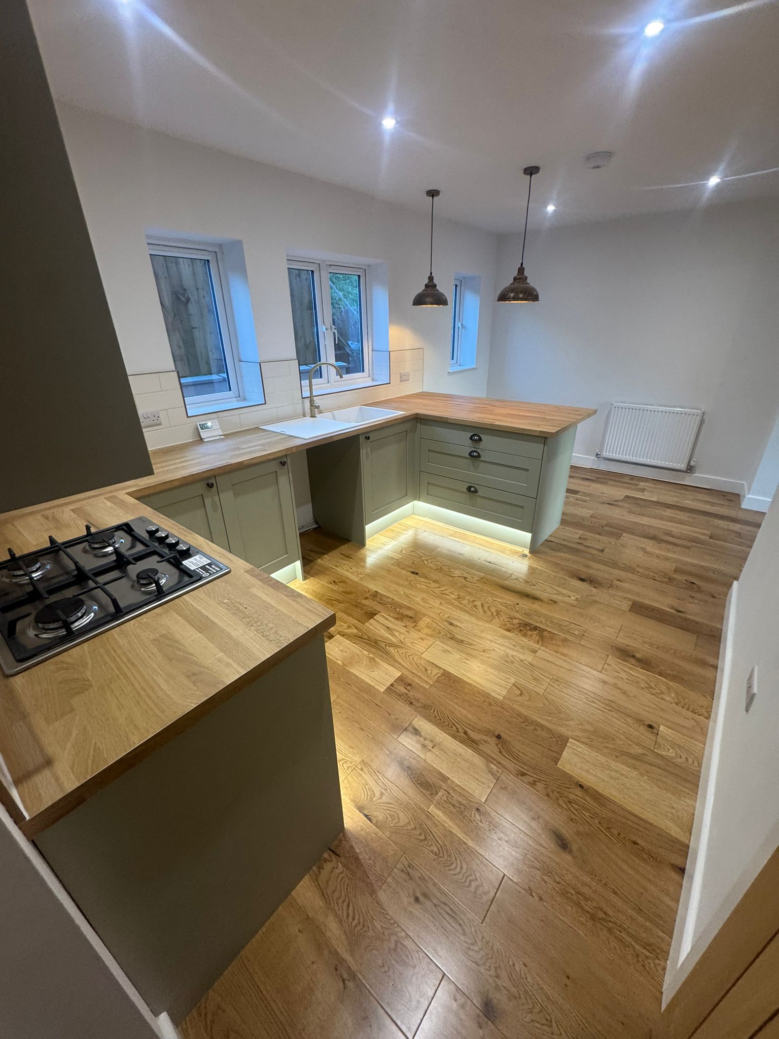 Exeter-Kitchen-Fitter